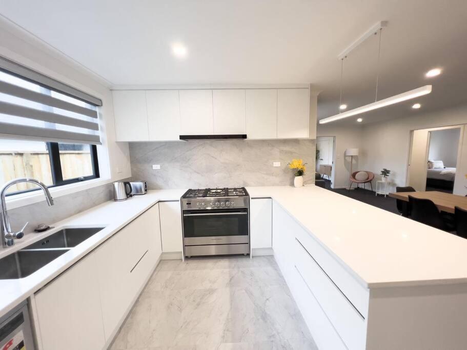 Rotorua Sunshine Brand New 4 Bedroom House Εξωτερικό φωτογραφία