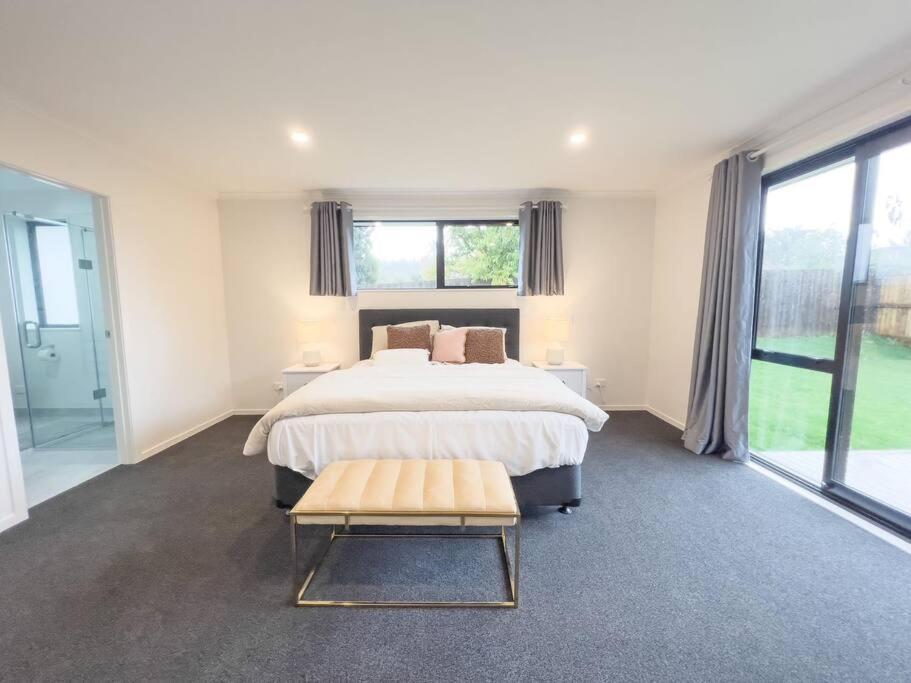 Rotorua Sunshine Brand New 4 Bedroom House Εξωτερικό φωτογραφία