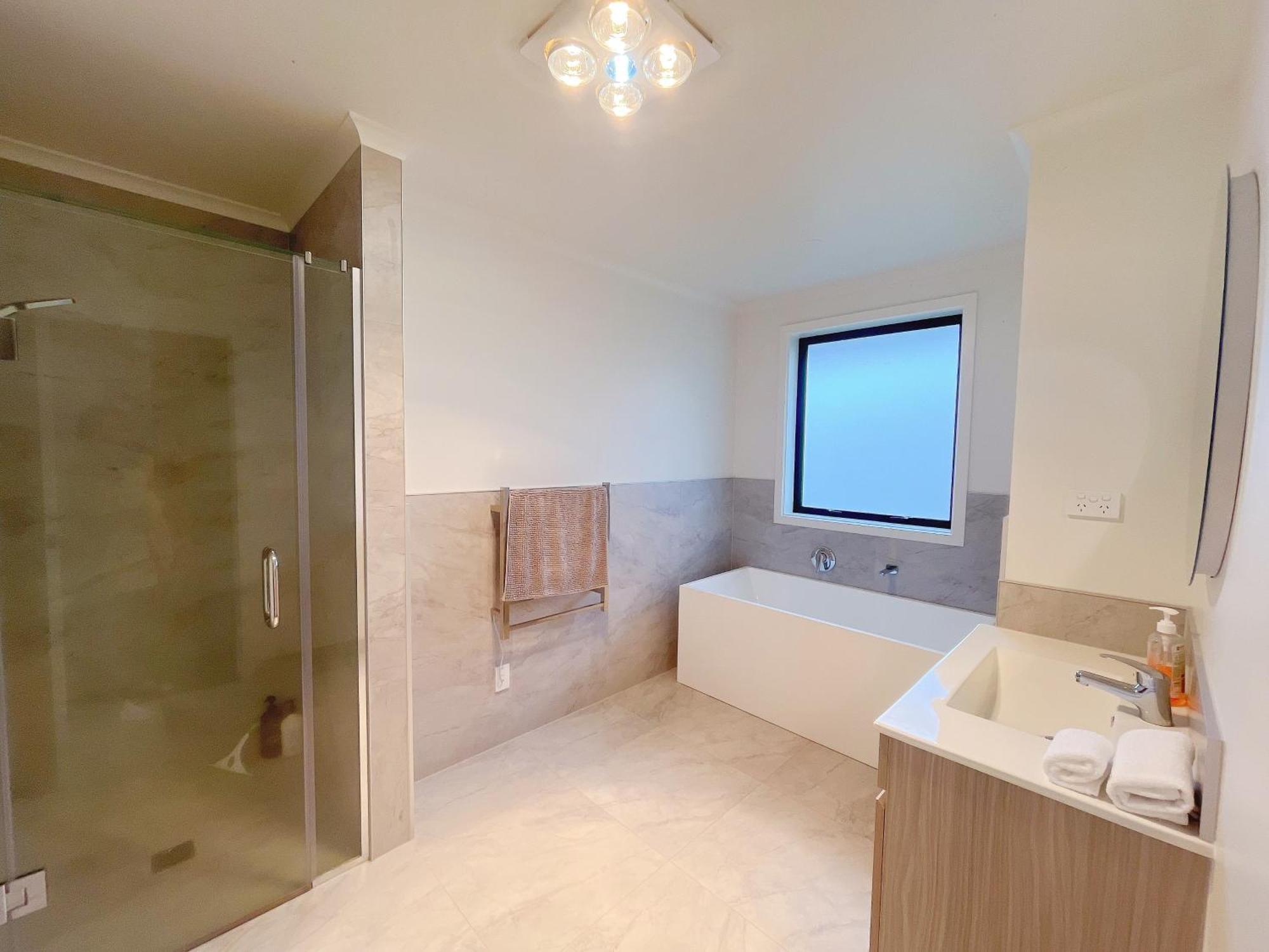 Rotorua Sunshine Brand New 4 Bedroom House Εξωτερικό φωτογραφία